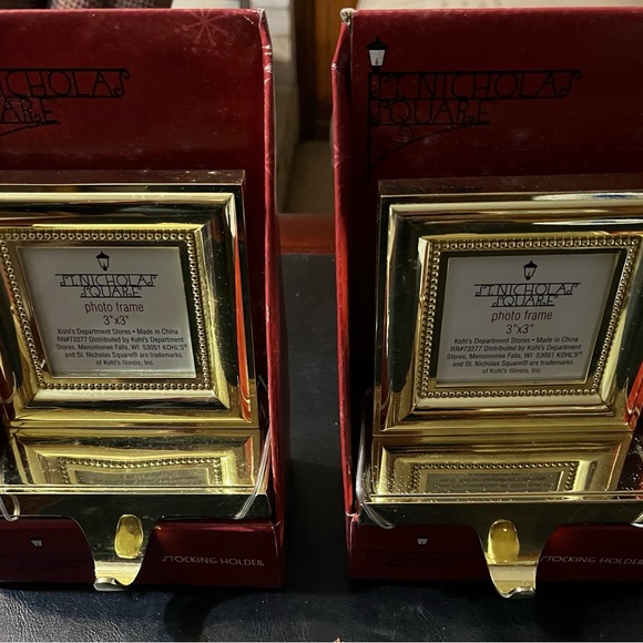 Gold photo stocking holders-New - Picture 2 of 4